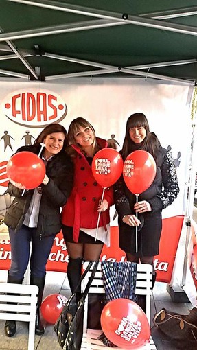 Nel weekend campagna di donazione del sangue a Cervo e Imperia, Fidas "Si avvicina natale fate un regalo che salva la vita" Nel weekend campagna di donazione del sangue a Cervo e Imperia, Fidas "Si avvicina natale fate un regalo che salva la vita"