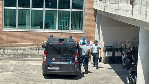 Omicidio di via Hope a Sanremo, Filippo Oldani confessa davanti al Gip: ha ucciso la madre Lorella Capano Omicidio di via Hope a Sanremo, Filippo Oldani confessa davanti al Gip: ha ucciso la madre Lorella Capano