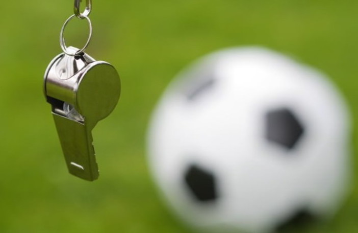 Calcio: parapiglia nel finale di Cervo FC-Don Bosco Valle Intemelia, insulti razzisti all'arbitro