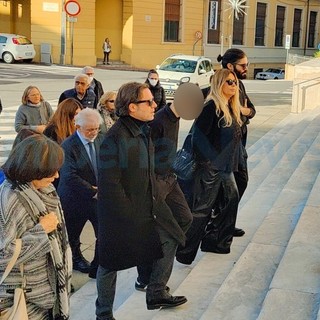 Imperia, al Duomo di Porto Maurizio il funerale di Nadia Agen, mamma della star televisiva Selvaggia Lucarelli (foto e video)