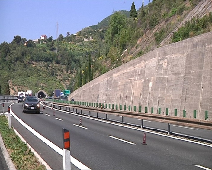 Autostrada: i cantieri sulla Savona-Ventimiglia, chiusura di corsia tra Andora e Albenga
