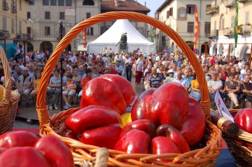 Dal Piemonte: dal 30 agosto all'8 settembre la 70esima edizione della Fiera nazionale del Peperone di Carmagnola