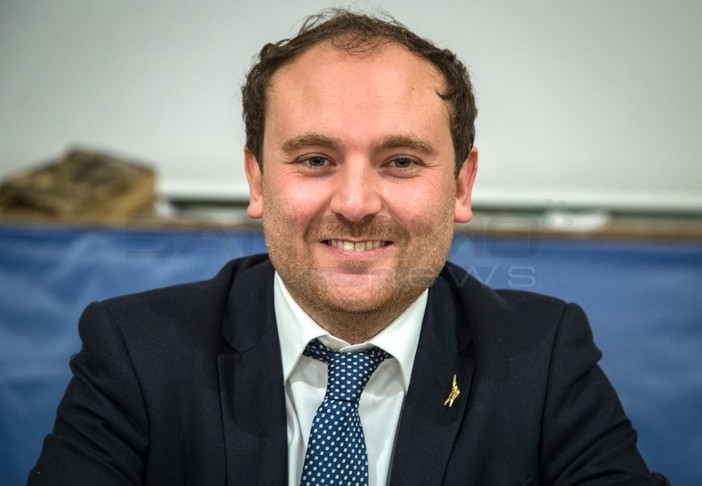 Decreto sicurezza e considerazioni dei Sindaci: Di Muro (Lega) "Dimostrato l'inciucio tra ex Ministri e PD!" Decreto sicurezza e considerazioni dei Sindaci: Di Muro (Lega) "Dimostrato l'inciucio tra ex Ministri e PD!"