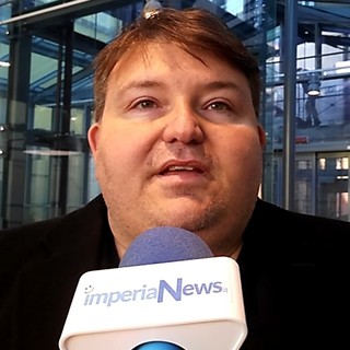 Imperia: affidare la gestione del bar del mercato a un ente o un'associazione, l'idea dell'Assessore al Commercio Gianmarco Oneglio Imperia: affidare la gestione del bar del mercato a un ente o un'associazione, l'idea dell'Assessore al Commercio Gianmarco Oneglio