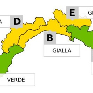Torna il maltempo su tutta la Liguria con forti temporali. Risparmiato il Ponente