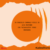 LA GRAFFIATA.  In consiglio comunale vigili in alta uniforme con "Sciaboletta" fuori ordinanza