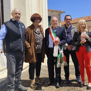 Diano Castello premia il Comitato provinciale Unicef