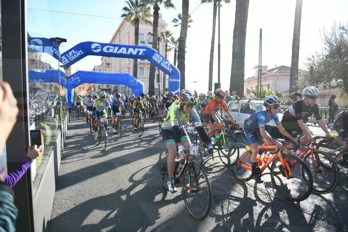 Dubbi e speranze per gli organizzatori di eventi sportivi nella puntata di ieri di '2 ciapetti con Federico' Dubbi e speranze per gli organizzatori di eventi sportivi nella puntata di ieri di '2 ciapetti con Federico'