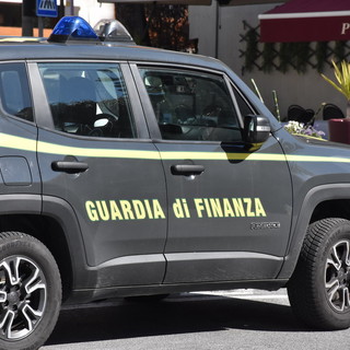 La Finanza sequestra 82 Kg tra marijuana e hashish a Savona: l'autoarticolato arrivato dalla Spagna attraverso Ventimiglia