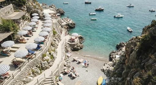 Guida ai migliori beach club Amalfi Coast: relax e stile