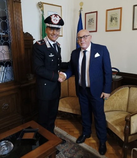 Il Prefetto incontra il nuovo comandante della legione Carabinieri della Liguria Il Prefetto incontra il nuovo comandante della legione Carabinieri della Liguria