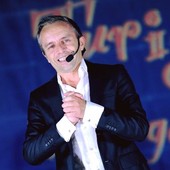 Animazione musicale di Gianni Rossi al Molo delle tartarughe di Diano Marina Animazione musicale di Gianni Rossi al Molo delle tartarughe di Diano Marina