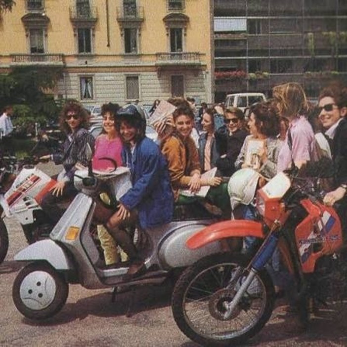 ACCADDE OGGI, 19 SETTEMBRE 1984. Imperia, record di scooter, vespe e moto ACCADDE OGGI, 19 SETTEMBRE 1984. Imperia, record di scooter, vespe e moto