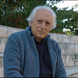 Il poeta Giuseppe Conte nel Ridotto del Teatro Cavour