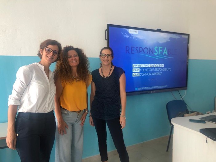 Giornata Mondiale degli Oceani: alla scuola di Pontedassio incontro con oltre 100 alunni Giornata Mondiale degli Oceani: alla scuola di Pontedassio incontro con oltre 100 alunni