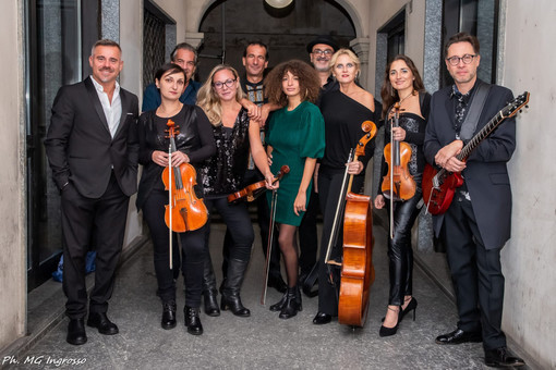 Concerto di musiche da film a cura del 'Singing Musical' a Villa Scarsella di Diano Marina Concerto di musiche da film a cura del 'Singing Musical' a Villa Scarsella di Diano Marina