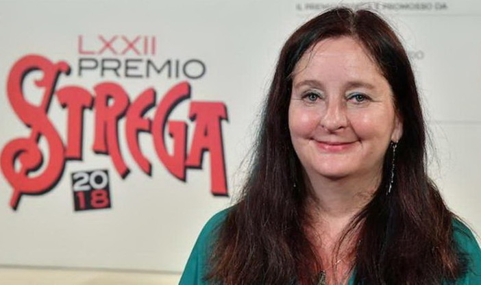 LA vincitrice del Primio Strega 2018 Helena Janeczek ospite dell'evento 'Cervo ti Strega' LA vincitrice del Primio Strega 2018 Helena Janeczek ospite dell'evento 'Cervo ti Strega'