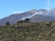 Pietrabruna: nuovamente in fiamme la collina in località San Salvatore, tornano ad operare Vvf e Protezione Civile (foto)
