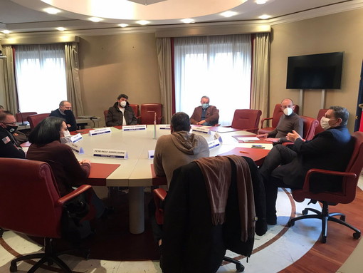 I ristoratori protestano a Genova, Regione Liguria aveva chiesto restrizioni per la sola provincia di Imperia