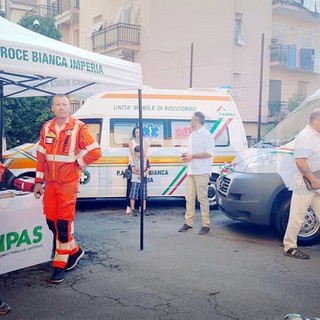 Imperia: ieri l'inaugurazione di tre nuove ambulanze e due defibrillatori della Croce Bianca (Foto)
