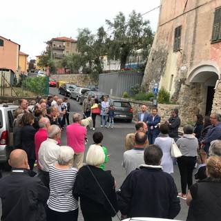Imperia: ieri in piazza San Michele l'incontro con i cittadini del candidato Sindaco Luca Lanteri