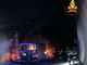 Veicolo in fiamme sull'A10 in galleria tra Pietra e Finale: intervento dei vigili del fuoco
