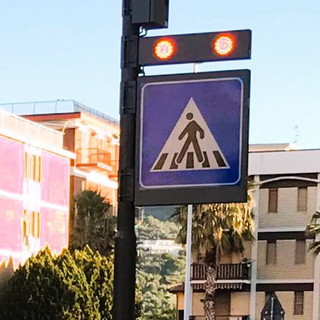 San Bartolomeo al Mare, terminata l'illuminazione degli attraversamenti pedonali sull'Aurelia