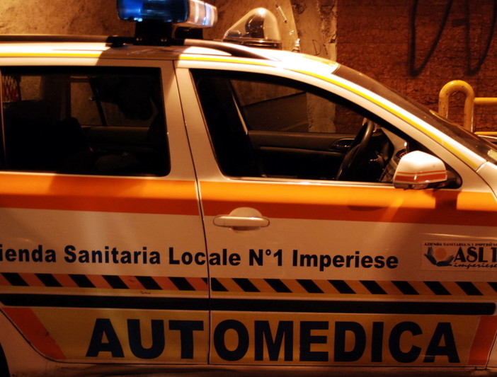 Pontedassio: incidente stradale tra 3 auto sulla Statale 28, due feriti e qualche rallentamento