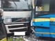 Autobus con 25 giovani si scontra con un camion sulla Statale 28 del Nava  tra Ormea e Garessio (Foto)
