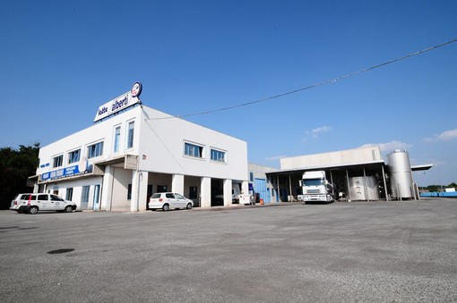 La Latte Alberti domenica prossima festeggia i 50 anni del suo caseificio cuneese di Genola