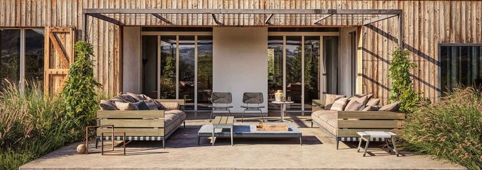 Interni a Sanremo ti invita a scoprire la nuova collezione outdoor 2021 di Flexform Interni a Sanremo ti invita a scoprire la nuova collezione outdoor 2021 di Flexform