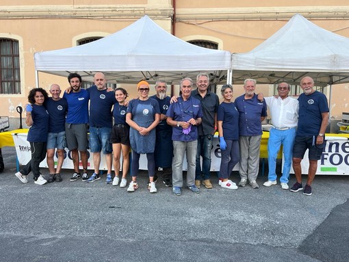 Imperia: musica e prelibatezze di 'Ineja Food' ieri alla gara regionale di primo soccorso della Cri (Foto) Imperia: musica e prelibatezze di 'Ineja Food' ieri alla gara regionale di primo soccorso della Cri (Foto)