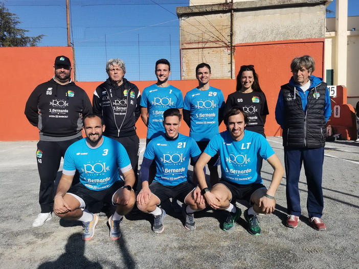 Pallapugno: Olio Roi Acqua San Bernardo Imperiese batte Cortemilia e accede alle semifinali di Coppa Italia Pallapugno: Olio Roi Acqua San Bernardo Imperiese batte Cortemilia e accede alle semifinali di Coppa Italia