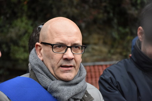 Tragedia sul lavoro, il cordoglio del Presidente della Provincia Domenico Abbo Tragedia sul lavoro, il cordoglio del Presidente della Provincia Domenico Abbo