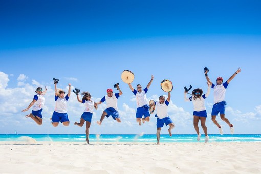 Fotografo in villaggi o resort tra Europa, Asia e America: il Gruppo Digitale cerca proprio te, ecco come candidarsi Fotografo in villaggi o resort tra Europa, Asia e America: il Gruppo Digitale cerca proprio te, ecco come candidarsi