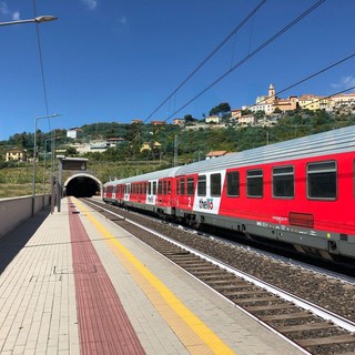 Giornata difficile quella di domenica per chi viaggia in  treno