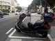 Imperia: incidente questa mattina in viale Matteotti, 50enne su uno scooter investe un giovane sulle strisce (Foto)