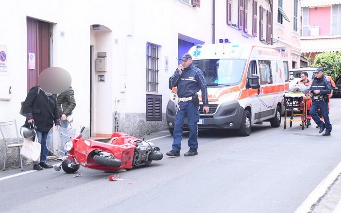 Olivetta San Michele: incidente sulla Statale 20 del Colle di Tenda, Suv investe padre e figlio e si cappotta (Foto) Olivetta San Michele: incidente sulla Statale 20 del Colle di Tenda, Suv investe padre e figlio e si cappotta (Foto)