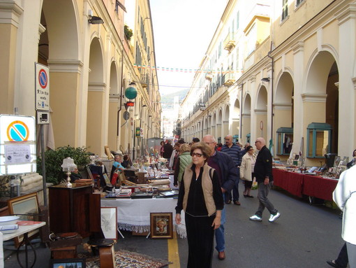 “ImperiAntiquaria”, sabato 16 marzo il primo appuntamento del Mercato dell'Arte e dell'Antiquariato ad Oneglia