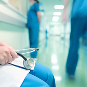 Sanità: Asl1 cerca 50 infermieri, via al concorso per le assunzioni a tempo determinato