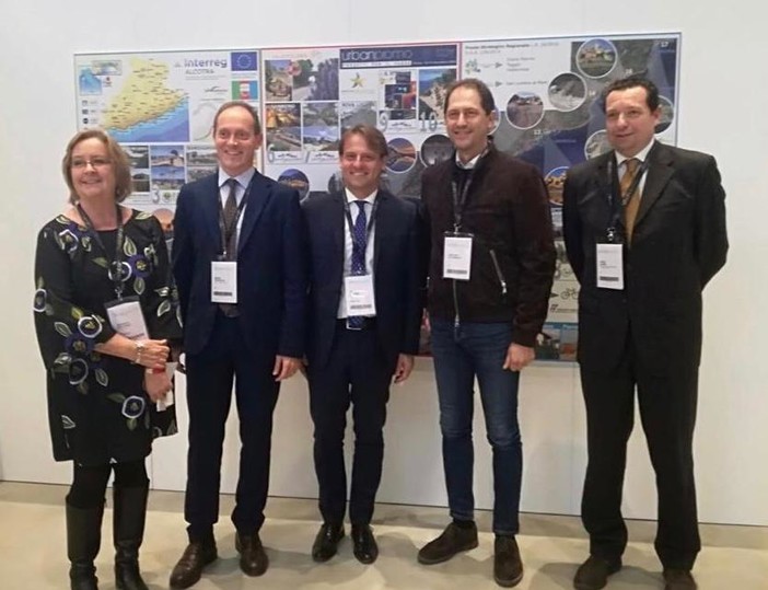 Alla Regione Liguria il "Premio Urbanistica 2020" per la categoria "Innovazioni tecnogiche per la gestione urbana" Alla Regione Liguria il "Premio Urbanistica 2020" per la categoria "Innovazioni tecnogiche per la gestione urbana"