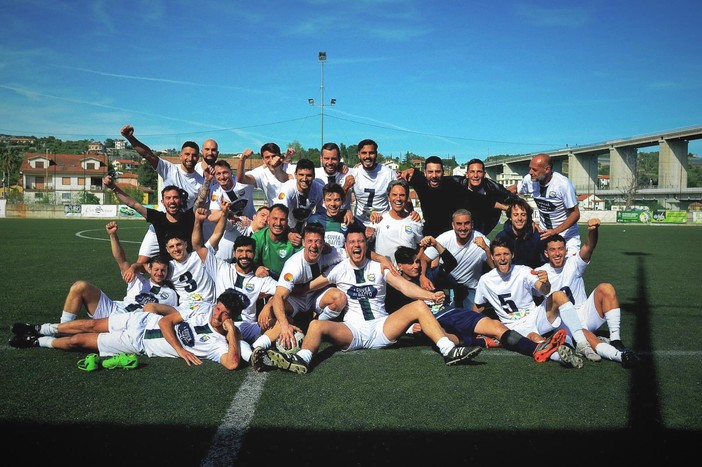 Al primo colpo l'Imperiese conquista la Prima categoria Al primo colpo l'Imperiese conquista la Prima categoria