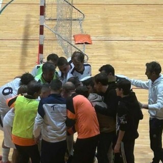 CALCIO A 5. Notte da dentro o fuori per  Caramagna e Airole al Palazzetto dello Sport