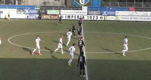 Calcio: super-Cassata firma il 2-0 dell'Imperia sul Casale. I neroazzurri tornano alla vittoria casalinga dopo oltre tre mesi
