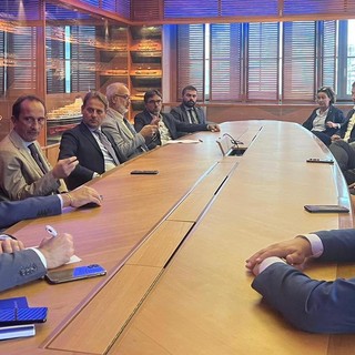 Formazione: la Regione incontra i vertici di Fincantieri “Aperto un tavolo condiviso per preparare al meglio le figure necessarie” Formazione: la Regione incontra i vertici di Fincantieri “Aperto un tavolo condiviso per preparare al meglio le figure necessarie”