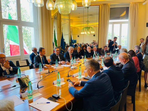 Sanità, Toti incontra il ministro Schillaci: “Aspettiamo le prime risposte nella Legge di Stabilità” Sanità, Toti incontra il ministro Schillaci: “Aspettiamo le prime risposte nella Legge di Stabilità”