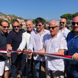 "La Pista ciclabile è merito nostro", anche il Pd imperiese rivendica l'opera inaugurata stamattina "La Pista ciclabile è merito nostro", anche il Pd imperiese rivendica l'opera inaugurata stamattina