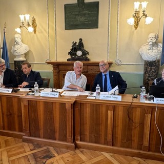 Interreg Italia-Francia Alcotra, presentato il nuovo bando da 55 milioni di euro Interreg Italia-Francia Alcotra, presentato il nuovo bando da 55 milioni di euro