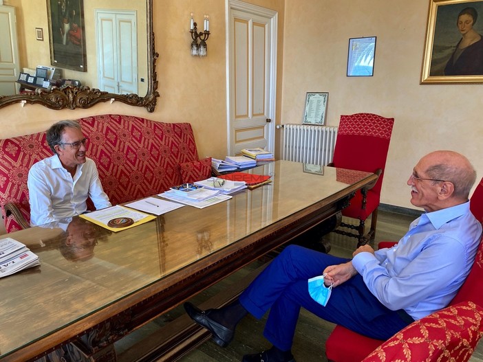 L'incontro con il sindaco Alberto Biancheri L'incontro con il sindaco Alberto Biancheri