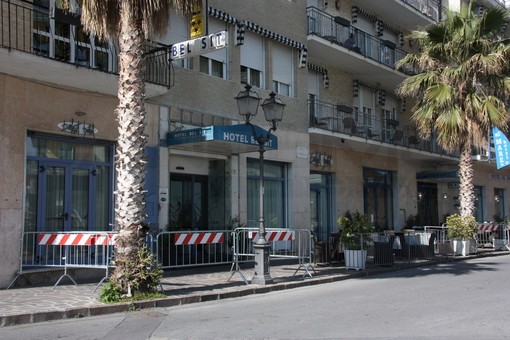 Altri 4 casi positivi in Liguria per il Coronavirus: sono tutti ospiti degli alberghi di Alassio (Video)